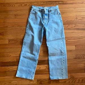Levi’s Ribcage Straight Ankle jeans in Tango Light, size 29
